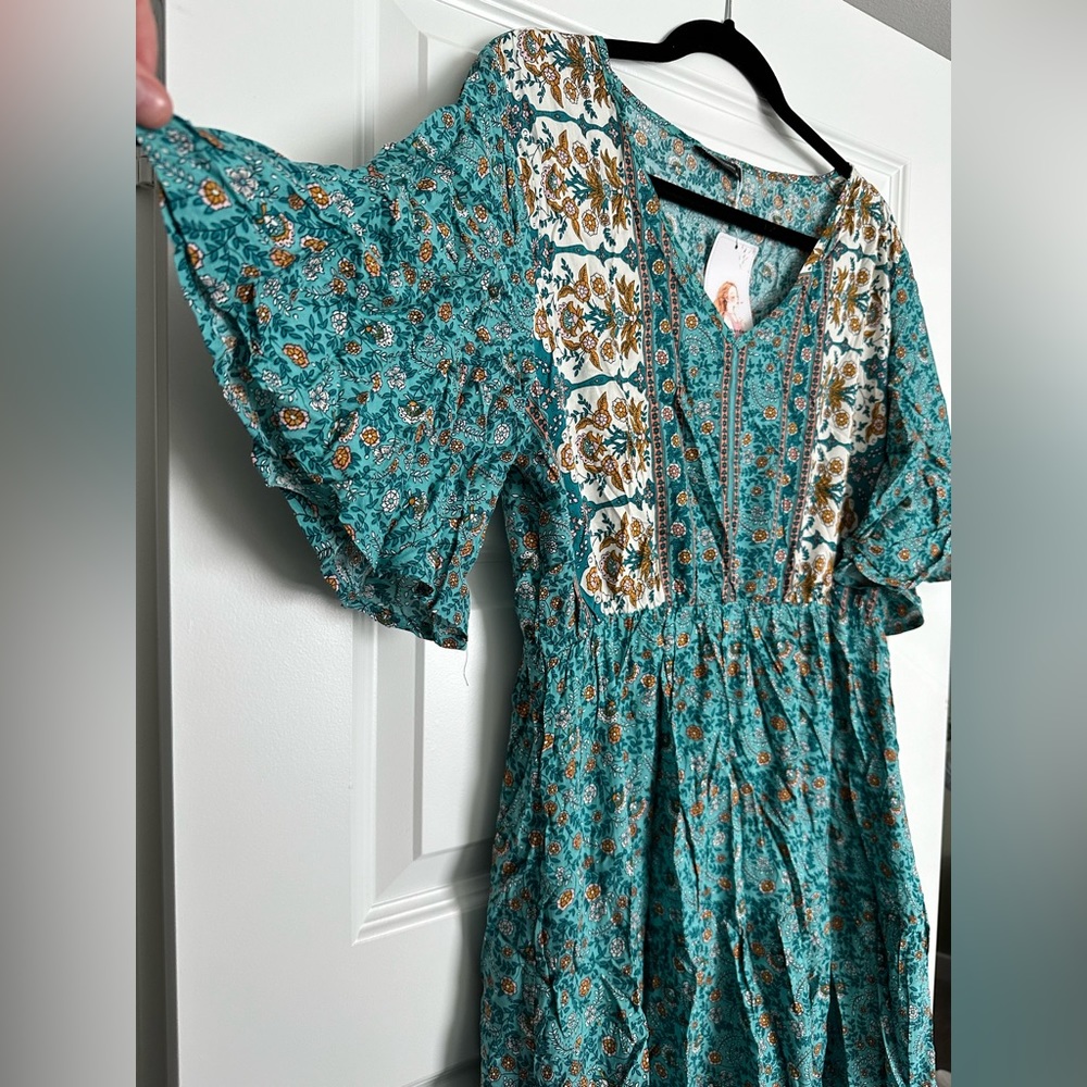 Flowy dress